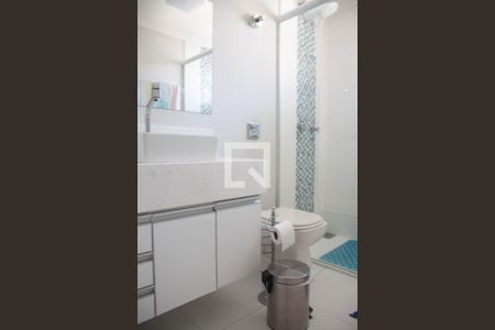 Banheiro de casa à venda com 4 quartos, 345m² em Parque São Quirino, Campinas