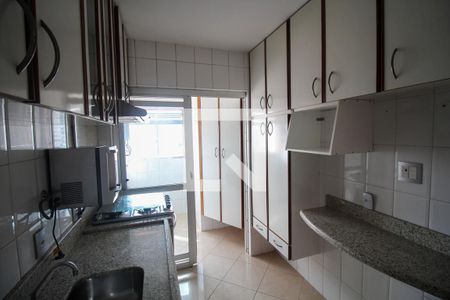 Apartamento à venda com 68m², 2 quartos e 1 vagaCozinha