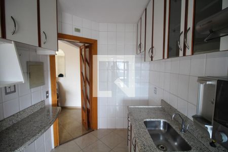 Apartamento à venda com 68m², 2 quartos e 1 vagaCozinha
