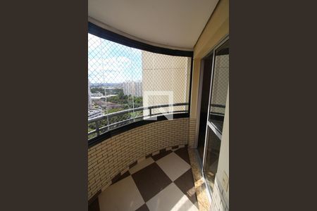 Apartamento à venda com 68m², 2 quartos e 1 vagaSacada