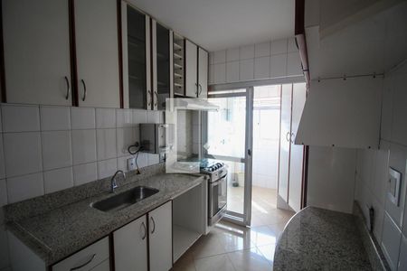 Apartamento à venda com 68m², 2 quartos e 1 vagaCozinha