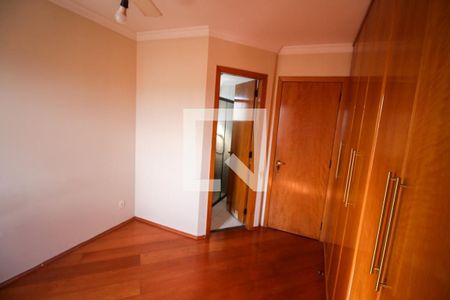 Apartamento à venda com 68m², 2 quartos e 1 vagaQuarto 2