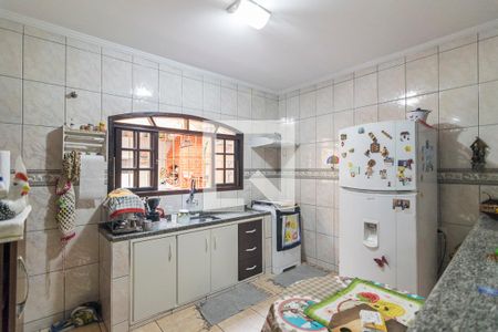 Casa à venda com 179m², 3 quartos e 2 vagas Casa à venda com 179m², 3 quartos e 2 vagasCozinha