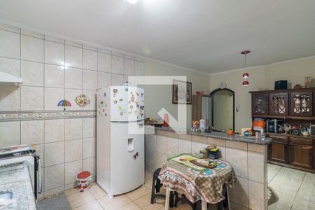 Casa à venda com 179m², 3 quartos e 2 vagas Casa à venda com 179m², 3 quartos e 2 vagasCozinha