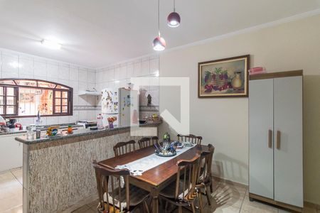 Casa à venda com 179m², 3 quartos e 2 vagas Casa à venda com 179m², 3 quartos e 2 vagasCopa