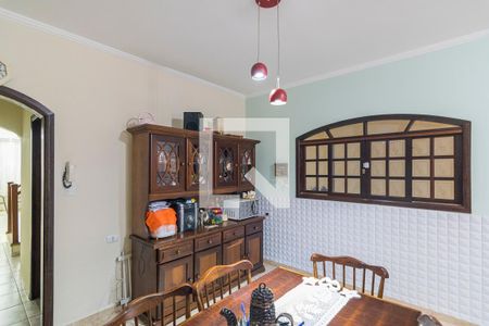 Casa à venda com 179m², 3 quartos e 2 vagas Casa à venda com 179m², 3 quartos e 2 vagasCopa