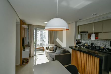Sala de Estar/Jantar  de apartamento à venda com 3 quartos, 72m² em Parque Rural Fazenda Santa Cândida, Campinas