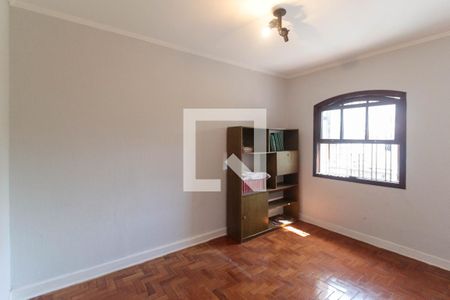 Casa para alugar com 350m², 4 quartos e 4 vagasEscritório