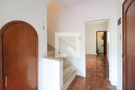 Casa para alugar com 350m², 4 quartos e 4 vagasCorredor