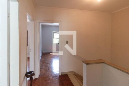 Casa para alugar com 350m², 4 quartos e 4 vagasCorredor