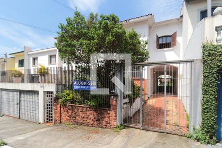 Casa para alugar com 350m², 4 quartos e 4 vagasFachada