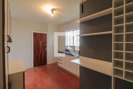 Casa para alugar com 350m², 4 quartos e 4 vagasCozinha