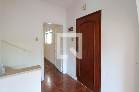 Casa para alugar com 350m², 4 quartos e 4 vagasCorredor