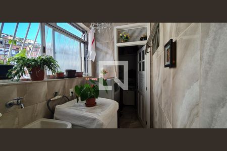 Apartamento à venda com 87m², 2 quartos e 1 vagaÁrea de Serviço