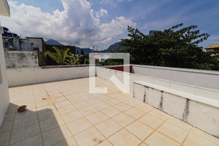 Apartamento para alugar com 385m², 3 quartos e 2 vagas Apartamento para alugar com 385m², 3 quartos e 2 vagasVaranda do Quarto 3