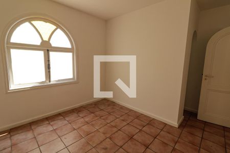 Apartamento para alugar com 385m², 3 quartos e 2 vagas Apartamento para alugar com 385m², 3 quartos e 2 vagasQuarto 2