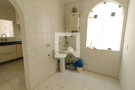 Apartamento para alugar com 385m², 3 quartos e 2 vagas Apartamento para alugar com 385m², 3 quartos e 2 vagasÁrea de Serviço