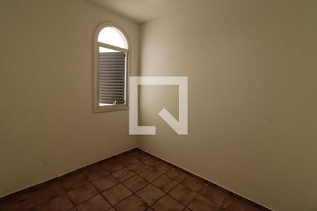 Apartamento para alugar com 385m², 3 quartos e 2 vagas Apartamento para alugar com 385m², 3 quartos e 2 vagasQuarto de Serviço