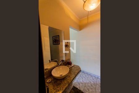 Casa à venda com 189m², 3 quartos e 4 vagas Casa à venda com 189m², 3 quartos e 4 vagasLavabo