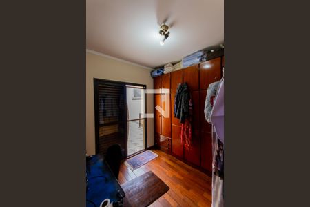 Casa à venda com 189m², 3 quartos e 4 vagas Casa à venda com 189m², 3 quartos e 4 vagasQuarto 3