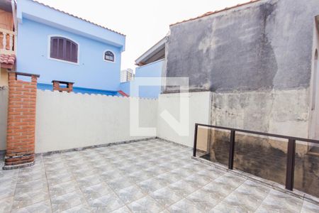 Casa à venda com 189m², 3 quartos e 4 vagas Casa à venda com 189m², 3 quartos e 4 vagasVaranda