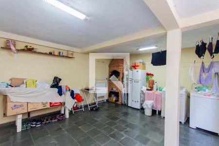 Casa à venda com 189m², 3 quartos e 4 vagas Casa à venda com 189m², 3 quartos e 4 vagasÁrea de Serviço