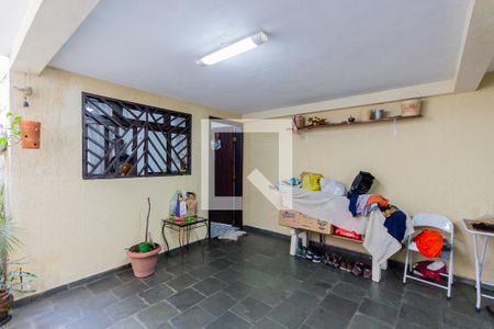 Casa à venda com 189m², 3 quartos e 4 vagas Casa à venda com 189m², 3 quartos e 4 vagasÁrea de Serviço
