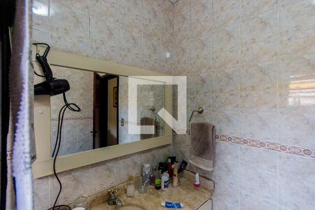 Casa à venda com 189m², 3 quartos e 4 vagas Casa à venda com 189m², 3 quartos e 4 vagasEspelho