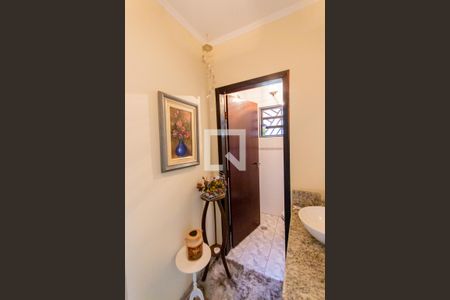 Casa à venda com 189m², 3 quartos e 4 vagas Casa à venda com 189m², 3 quartos e 4 vagasLavabo