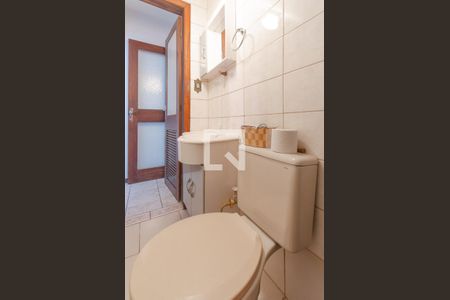 Lavabo de casa à venda com 4 quartos, 180m² em Vila Nova, Porto Alegre