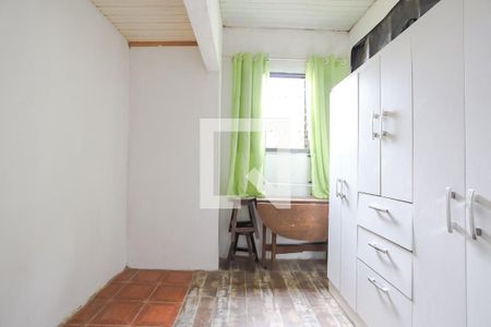 Casa à venda com 250m², 3 quartos e 2 vagasSuíte