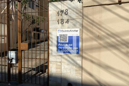 Apartamento para alugar com 60m², 2 quartos e sem vaga Apartamento para alugar com 60m², 2 quartos e sem vagaPlaquinha Quinto Andar