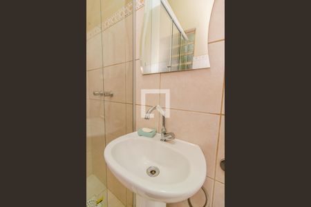 Casa à venda com 170m², 3 quartos e 2 vagasBanheiro 2