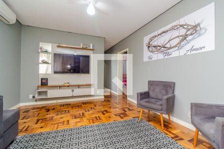 Sala de casa à venda com 3 quartos, 170m² em Coronel Aparicio Borges, Porto Alegre