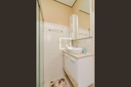 Casa à venda com 170m², 3 quartos e 2 vagasBanheiro