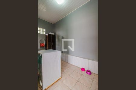 Casa à venda com 170m², 3 quartos e 2 vagasÁrea de serviço