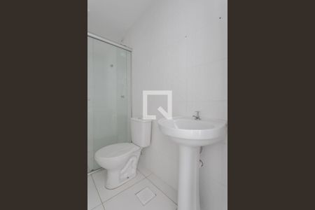 Banheiro de apartamento para alugar com 1 quarto, 45m² em Morro Santana, Porto Alegre