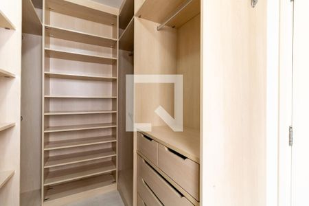 Apartamento à venda com 163m², 3 quartos e 4 vagasCloset