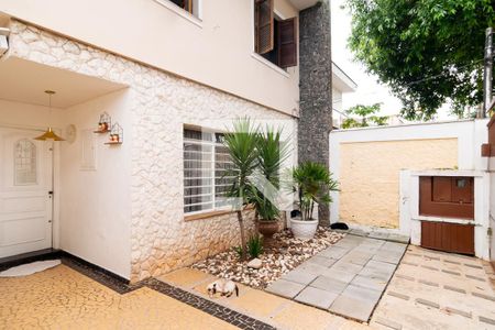 Casa à venda com 110m², 3 quartos e 2 vagas Casa à venda com 110m², 3 quartos e 2 vagasGaragem