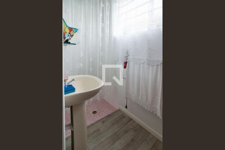 Casa à venda com 110m², 3 quartos e 2 vagas Casa à venda com 110m², 3 quartos e 2 vagasBanheiro Quarto 3 - Suíte