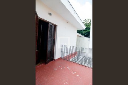 Casa à venda com 110m², 3 quartos e 2 vagas Casa à venda com 110m², 3 quartos e 2 vagasVaranda Quarto 3 - Suíte