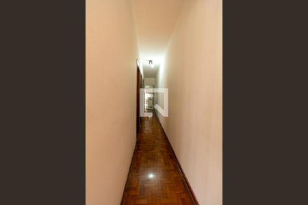 Corredor Quartos de casa à venda com 2 quartos, 100m² em Jardim Odete, São Paulo