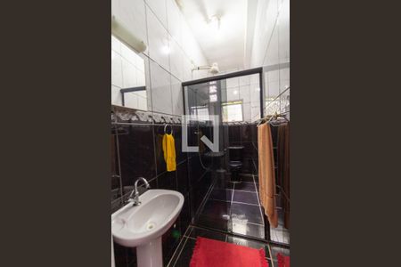 Casa à venda com 100m², 2 quartos e 1 vagaBanheiro Suíte 2