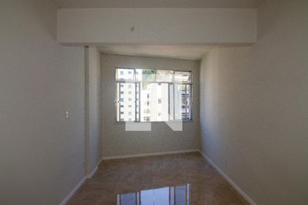 Sala / Quarto de apartamento para alugar com 1 quarto, 40m² em Copacabana, Rio de Janeiro