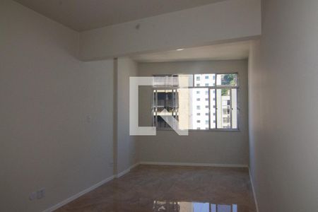Sala / Quarto de apartamento para alugar com 1 quarto, 40m² em Copacabana, Rio de Janeiro