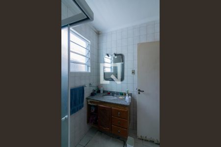 Casa à venda com 320m², 3 quartos e 2 vagas Casa à venda com 320m², 3 quartos e 2 vagasBanheiro