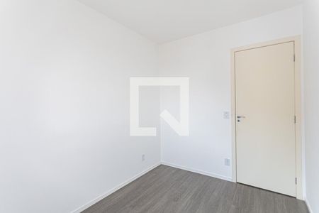 Quarto 1 de apartamento para alugar com 2 quartos, 45m² em Vila da Oportunidade, Carapicuíba