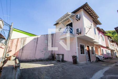 Casa para alugar com 90m², 2 quartos e 2 vagas Casa para alugar com 90m², 2 quartos e 2 vagasFachada