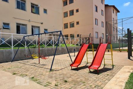 Apartamento para alugar com 47m², 2 quartos e 1 vaga Apartamento para alugar com 47m², 2 quartos e 1 vagaÁrea Comum - Playground