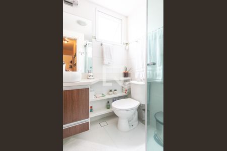 Apartamento à venda com 51m², 2 quartos e 1 vaga Apartamento à venda com 51m², 2 quartos e 1 vagaBanheiro